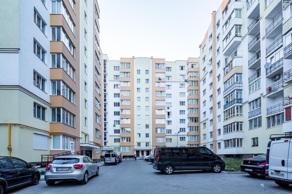 Apartments On The Square Of Prince Svyatoslav Leopoli Esterno foto